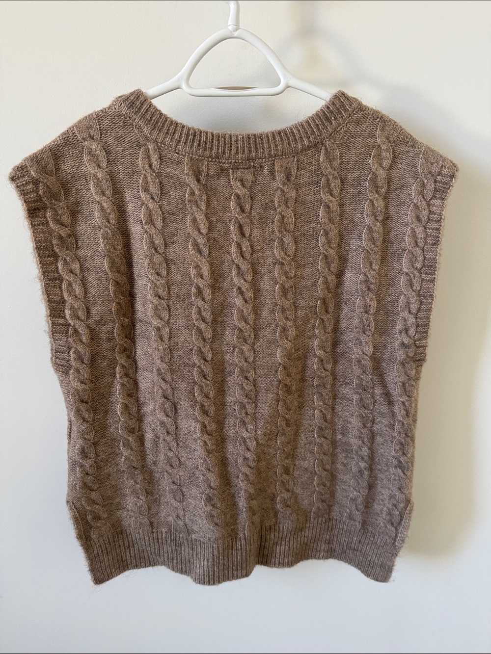 Cabled Slipover - Picture 3 of 4